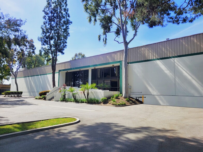 Primary Photo Of 16205 Distribution Way, Cerritos Manufacturing For Lease