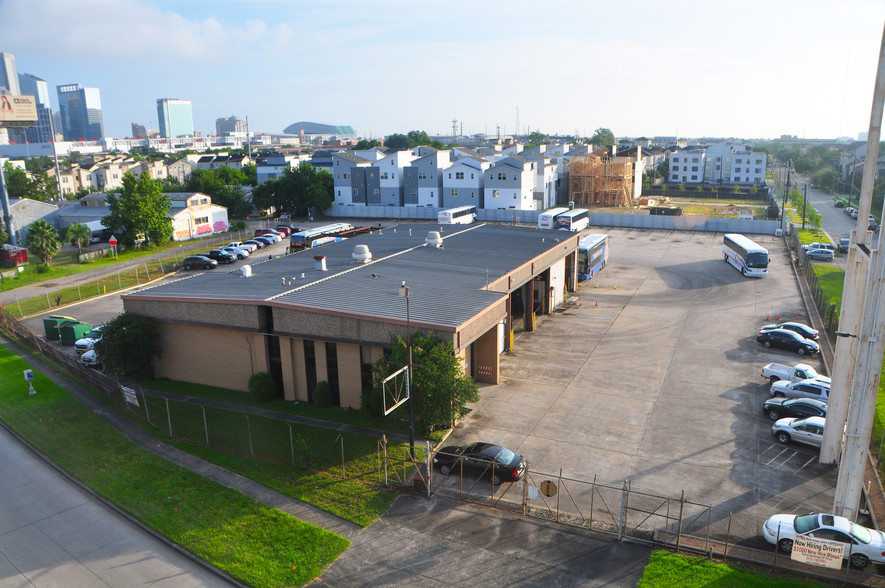 Primary Photo Of 1800 Delano St, Houston Warehouse For Lease