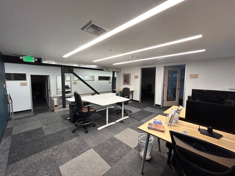 More Photos Of 527 Lander, Reno Office Residential For Sale