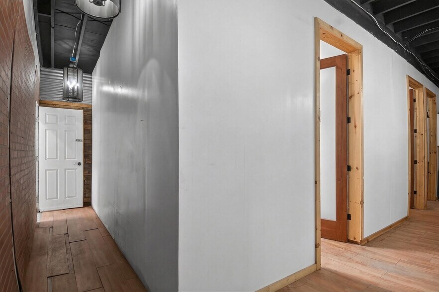 More Photos Of 16621 E St, Victorville Warehouse For Sale