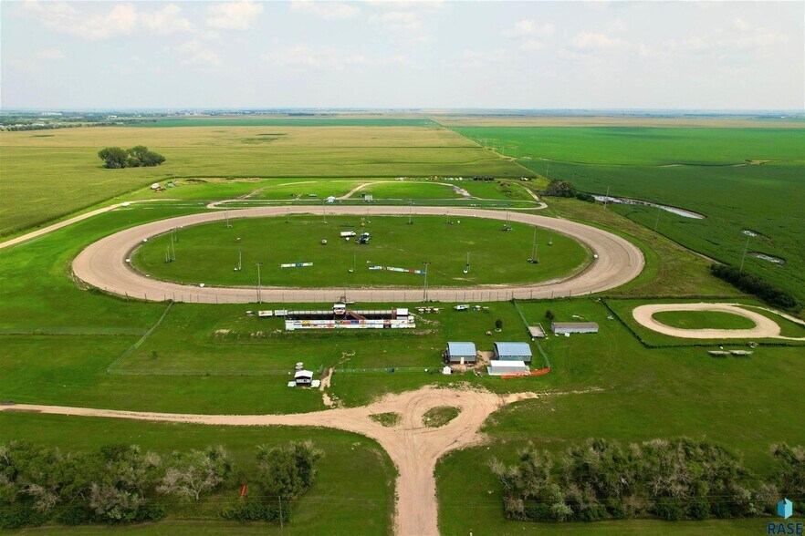 More Photos Of 1300 SE 3rd Ave, Miller Land For Sale