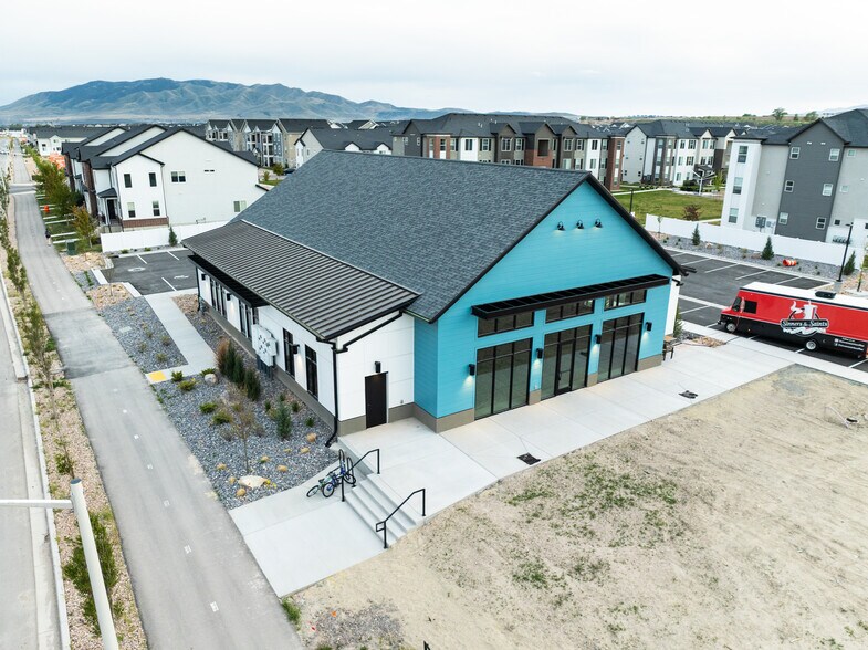 More Photos Of 1500 N 3600 W w, Lehi Restaurant For Lease