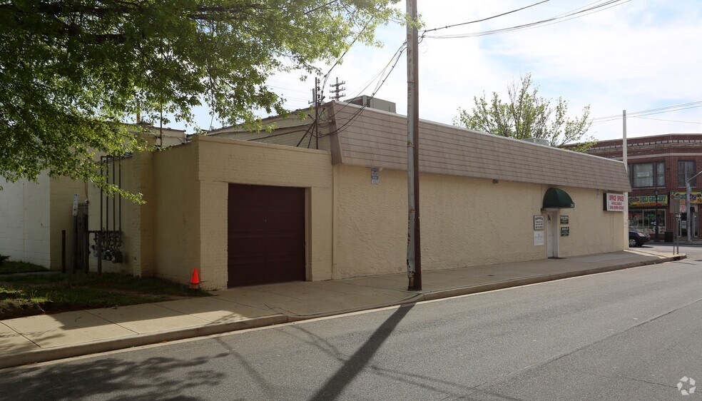 More Photos Of 247 Rockaway Ave, Valley Stream Storefront Retail Office For Lease