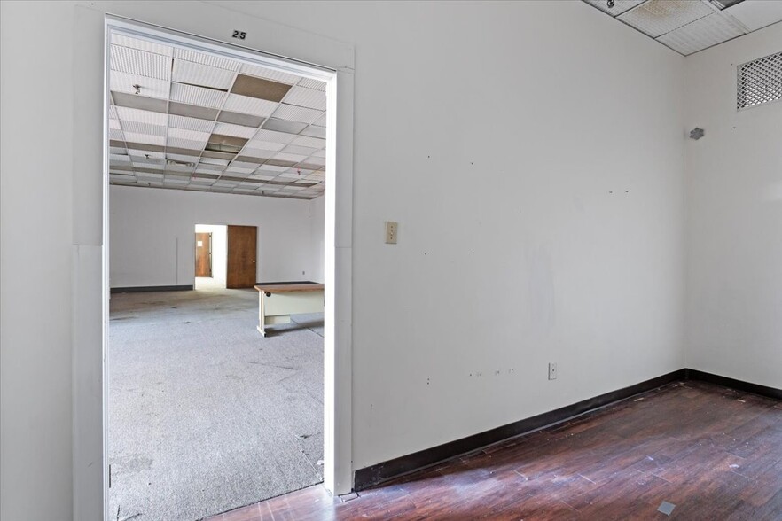 More Photos Of 541 Wyoming Ave, Scranton Office For Lease