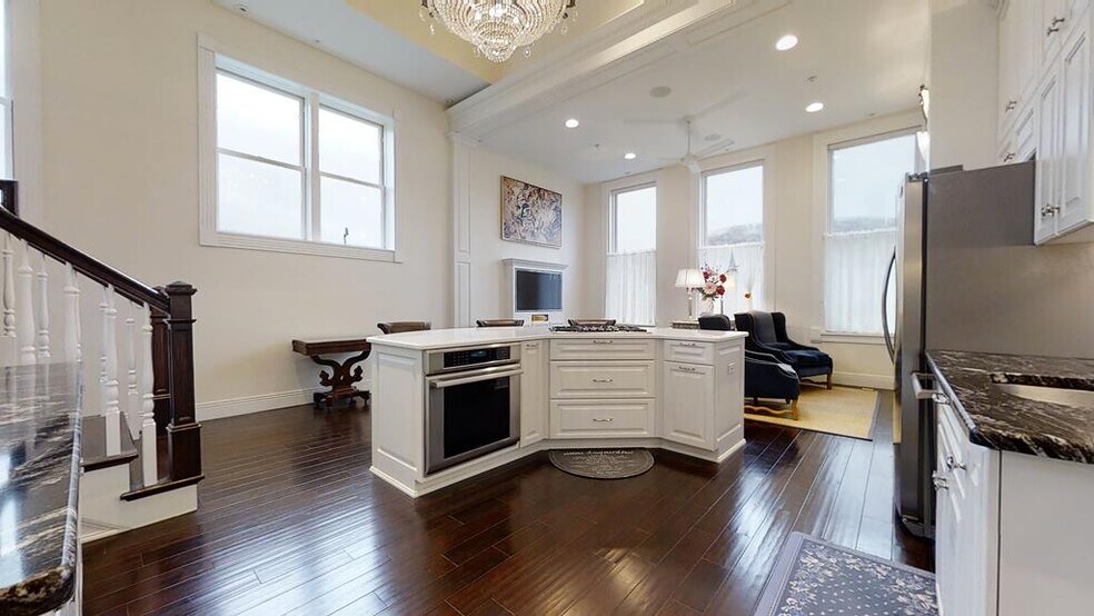 More Photos Of 29 E Market St, Corning Office Residential For Lease