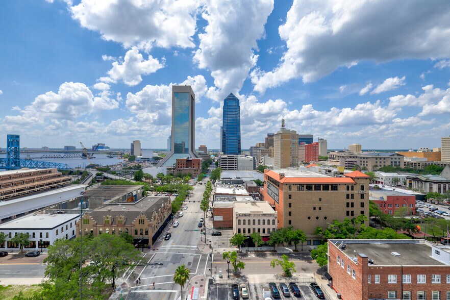 More Photos Of 233 E Bay St, Jacksonville Office For Sale