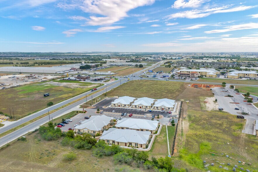 More Photos Of 1067 FM 306, New Braunfels Office For Lease
