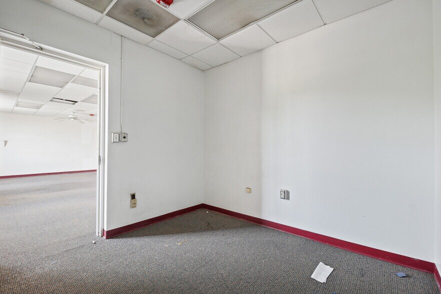 More Photos Of 6801 Cameron Dr NW, Washington Police Fire Station For Sale