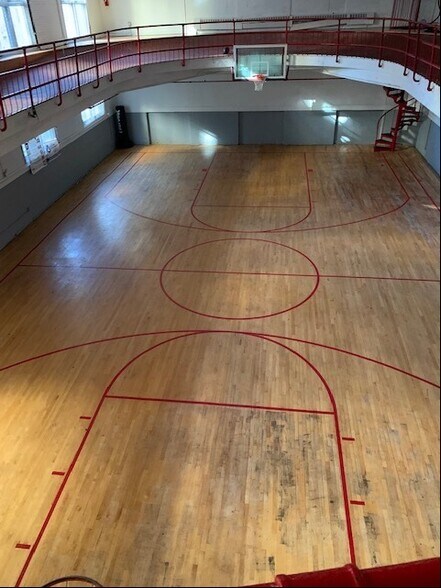 More Photos Of 181 W 135th St, New York Apartments For Lease