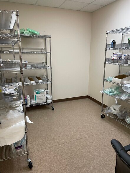 More Photos Of 5165 W 72nd Ave, Westminster Medical For Lease