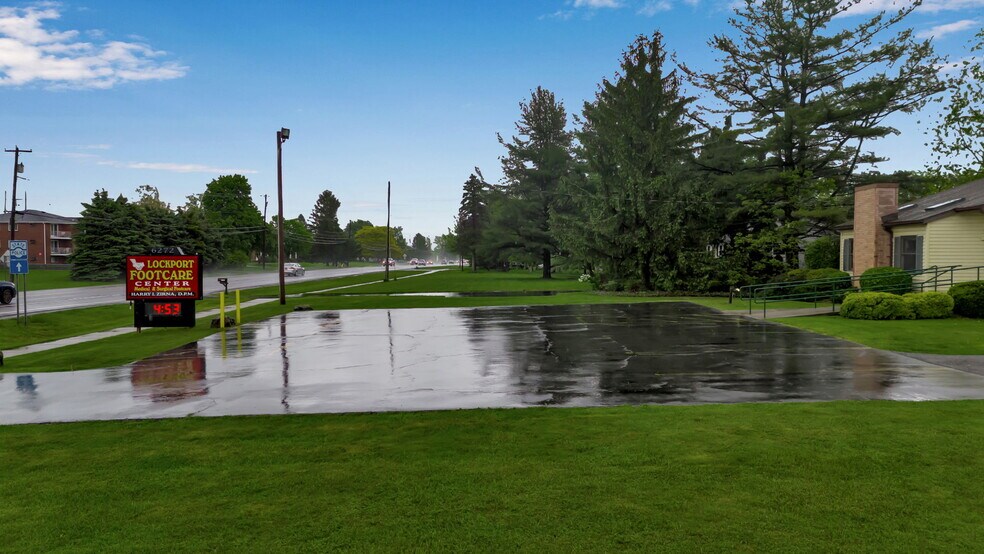 More Photos Of 6272 Robinson Rd, Lockport Medical For Sale