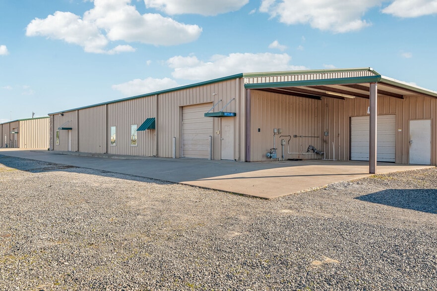 More Photos Of 2753 SH 322 Hwy, Longview Office Residential For Lease