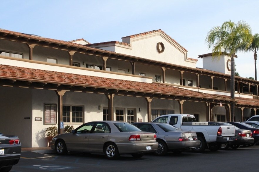 More Photos Of 521 E Elder St, Fallbrook Medical For Lease