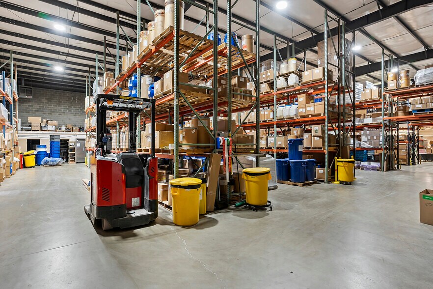 More Photos Of 1877 W 2800 S, Ogden Flex For Lease