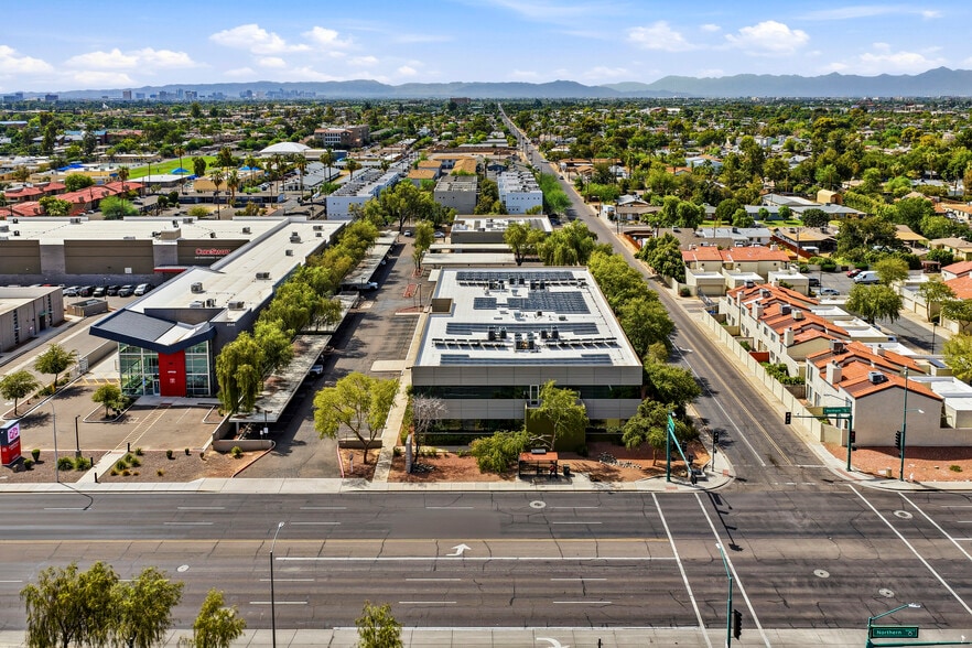 More Photos Of 2051 W Northern Ave, Phoenix Medical For Lease
