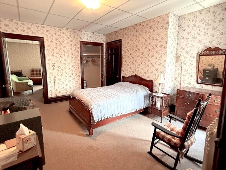 More Photos Of 119 N George St, York General Retail For Sale
