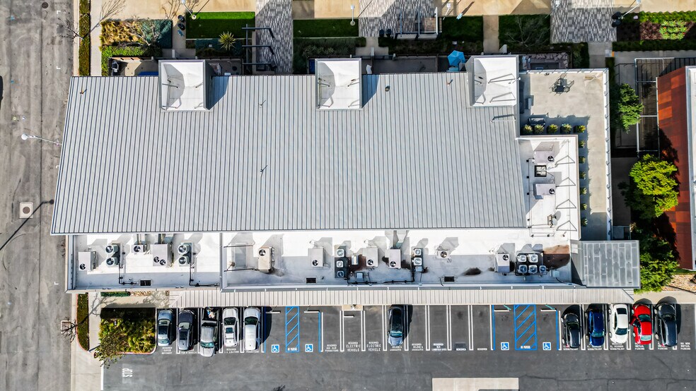 More Photos Of 701-723 N Douglas St, El Segundo Loft Creative Space For Lease