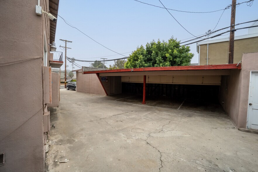 More Photos Of 11741 W Washington Blvd, Culver City Apartments For Sale