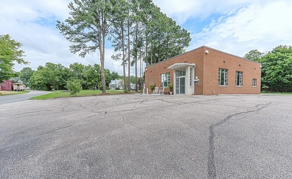 More Photos Of 16186 Beaverdam School Rd, Beaverdam Bank For Sale