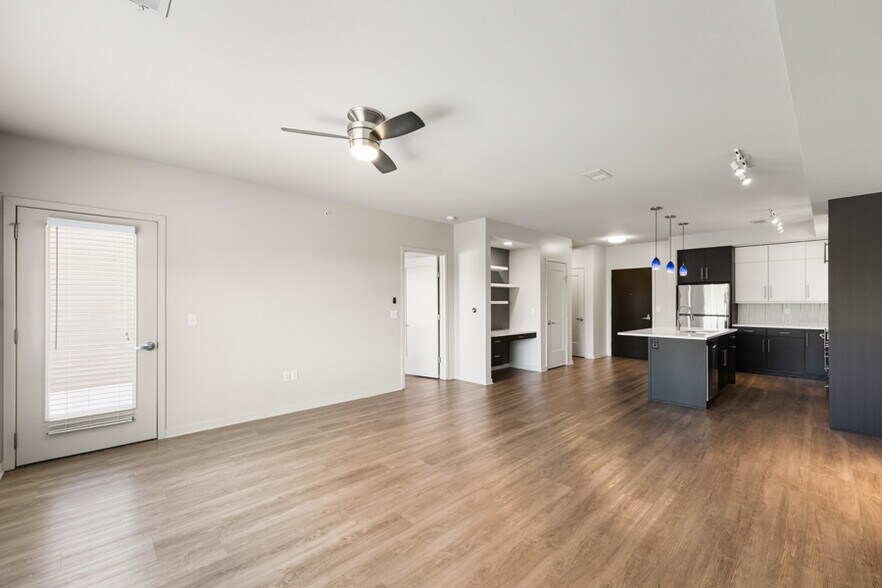 More Photos Of 7900 Conser St, Overland Park Apartments For Sale