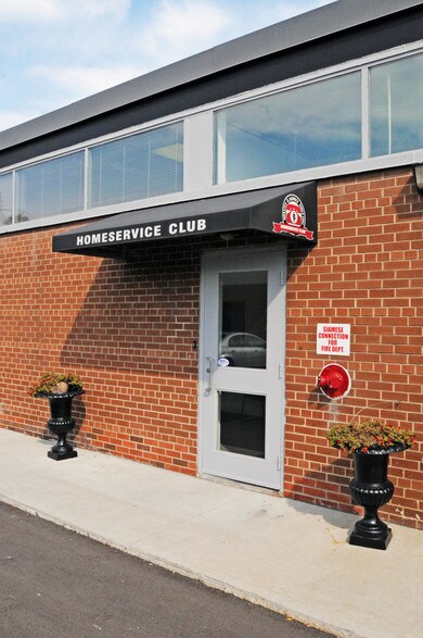 More Photos Of 64 Prince Andrew Pl, Toronto Warehouse For Lease