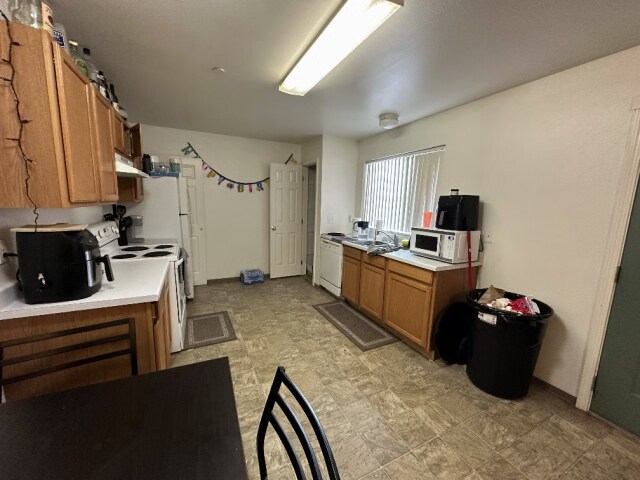 More Photos Of 230 Baker St, Moscow Multifamily For Sale