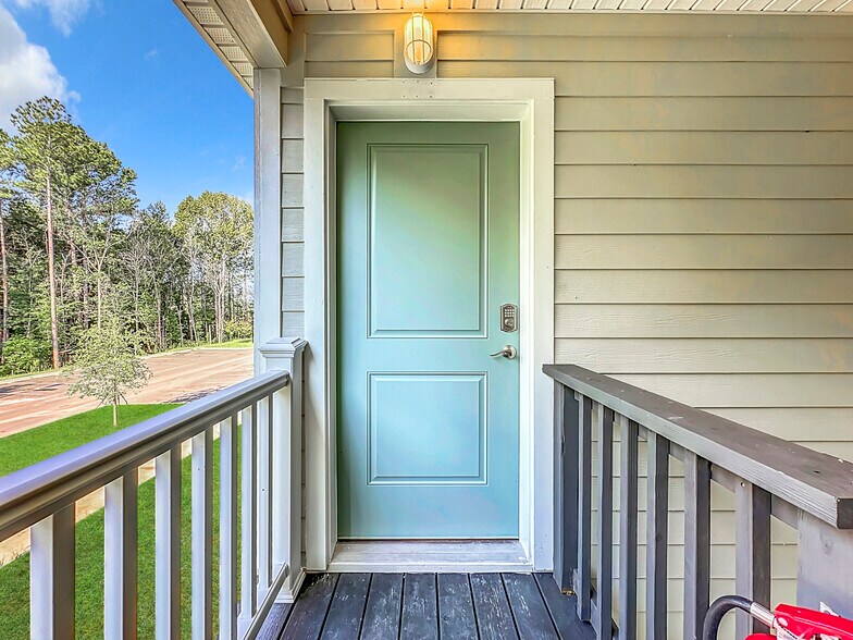 More Photos Of 6421 Breezy Oaks Way, Jacksonville Apartments For Sale