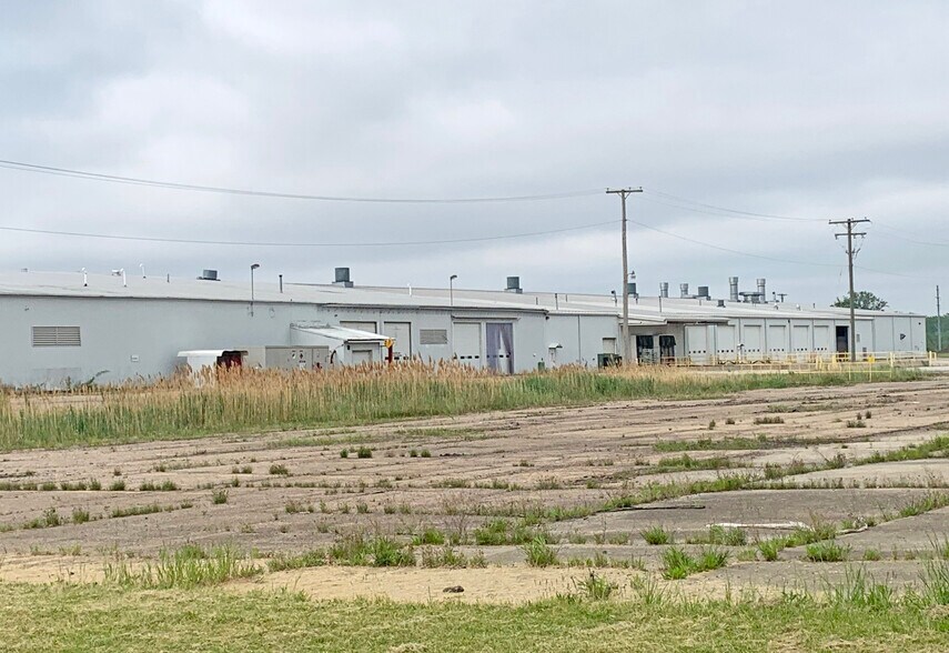 More Photos Of 331 Graham Rd, Imlay City Manufacturing For Lease