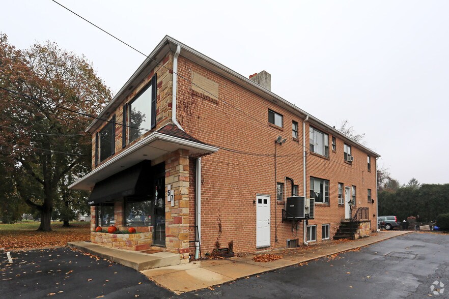 More Photos Of 57 S Sproul Rd, Broomall Storefront Retail Residential For Lease