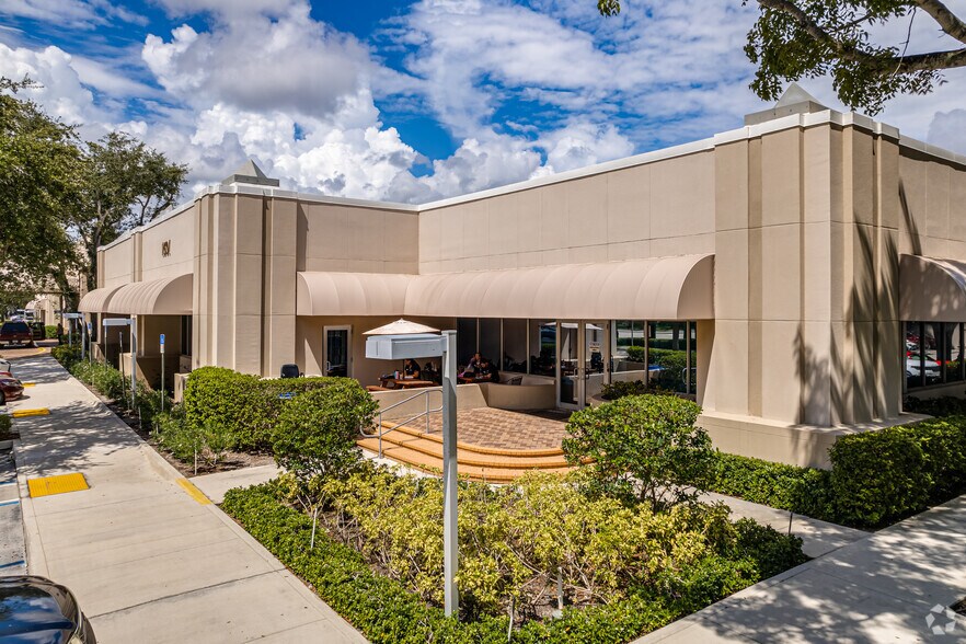 More Photos Of 1601 Clint Moore Rd, Boca Raton Medical For Lease