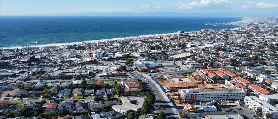 More Photos Of 1700 S Pacific Coast Hwy, Redondo Beach Apartments For Lease