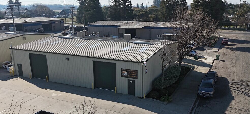 Primary Photo Of 3110-3120 Commerce Way, Turlock Warehouse For Lease