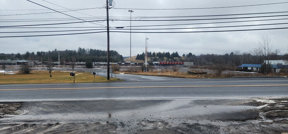 More Photos Of 100 E Broadway, Monticello Auto Repair For Sale