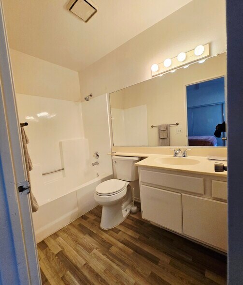 More Photos Of 42995 Park Pl, Palm Desert Apartments For Sale