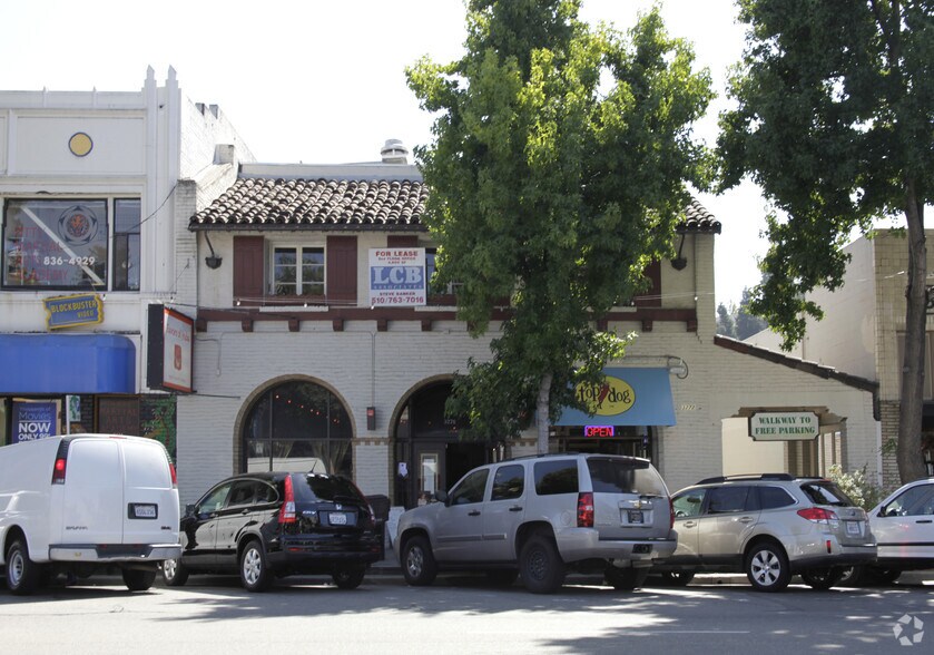 More Photos Of 3270-3276 Lakeshore Ave, Oakland Office For Lease