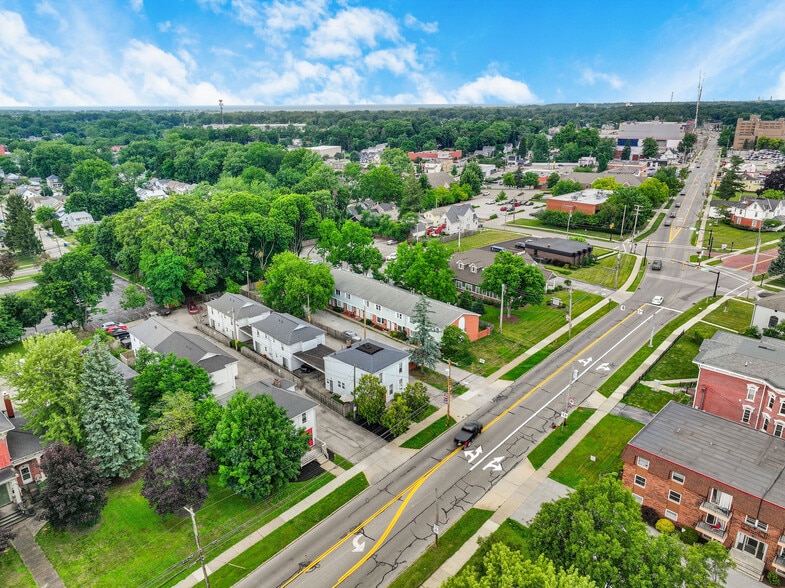 More Photos Of 166 Mentor Ave, Painesville Apartments For Sale