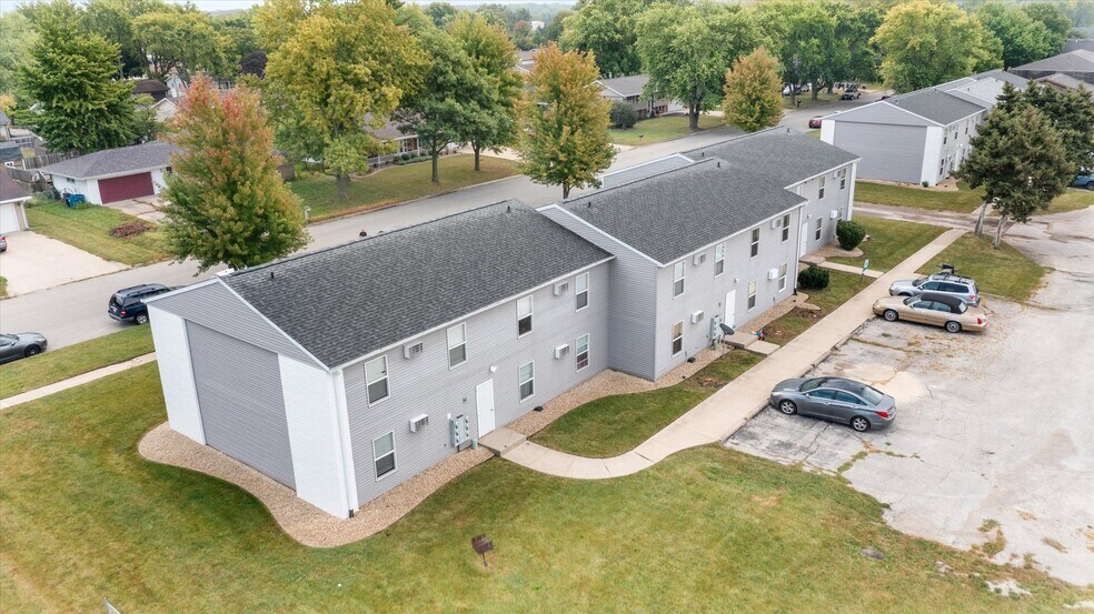 More Photos Of , Pontiac Multifamily For Sale