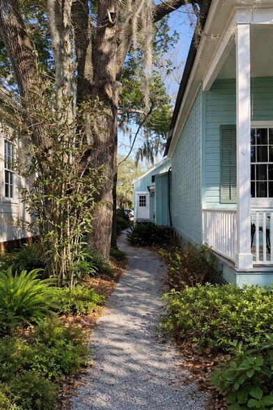 More Photos Of 214 Lee Ln, Covington Loft Creative Space For Lease