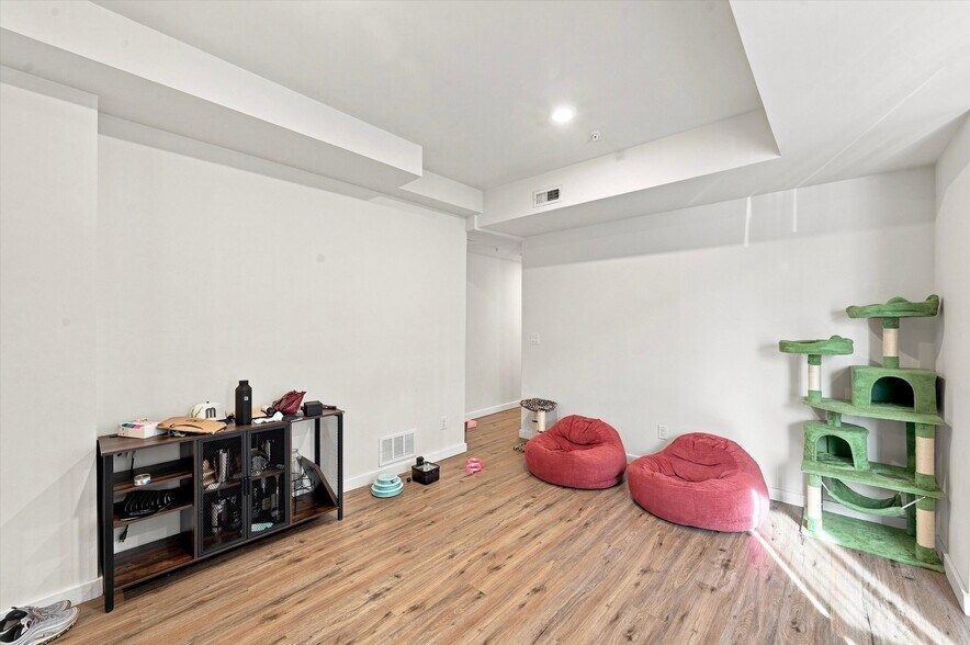 More Photos Of 1648 S 16th St, Philadelphia Apartments For Sale