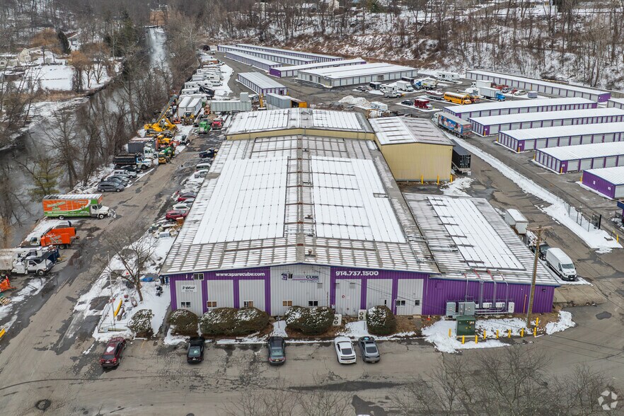 More Photos Of 1 Highland Industrial Park Dr, Peekskill Warehouse For Lease