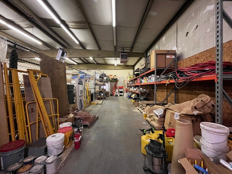 More Photos Of 540 W 32nd St, Charlotte Warehouse For Lease