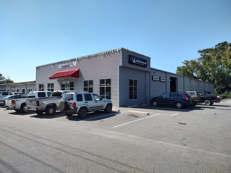 Primary Photo Of 688 Hwy 70 Otway, Beaufort Freestanding For Lease