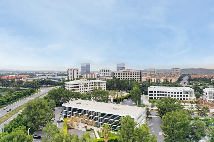 More Photos Of 1 Venture, Irvine Office For Lease