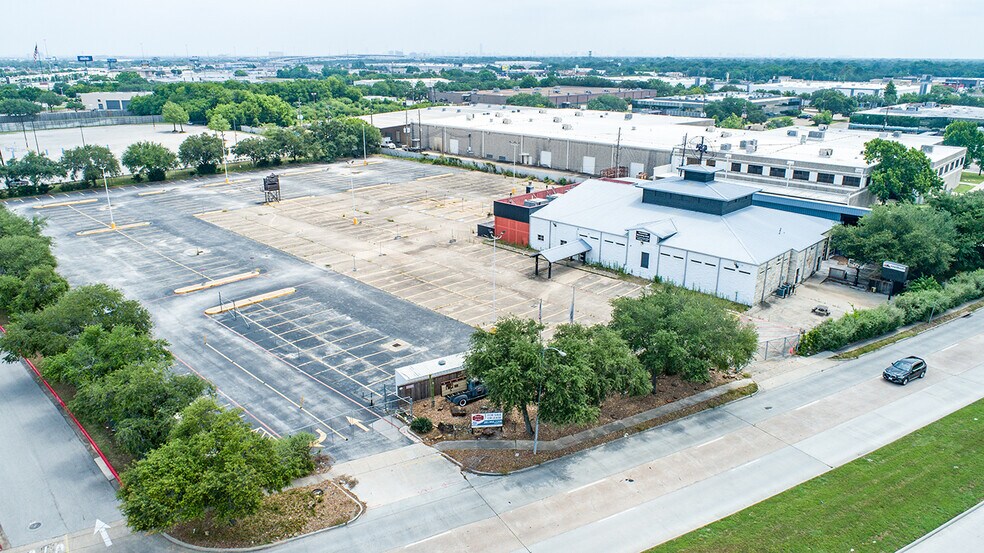 More Photos Of 11110 W Airport Blvd, Stafford Bar For Sale