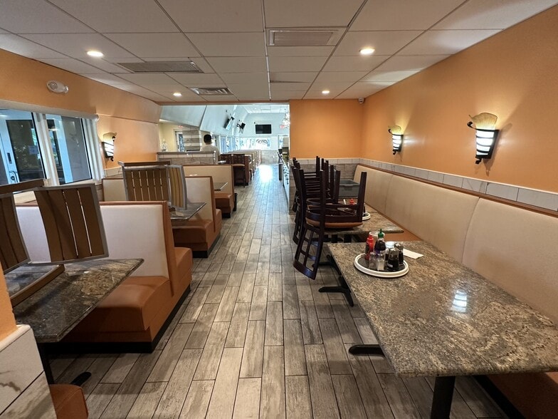 More Photos Of 1821 N State Road 7, Margate Restaurant For Sale
