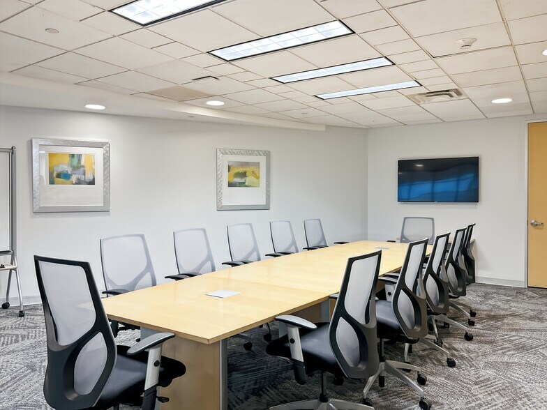 More Photos Of 150 Motor Pkwy, Hauppauge Coworking Space