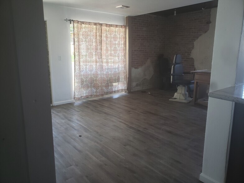 More Photos Of 201-205 E Main St, Santa Maria Storefront Retail Office For Sale