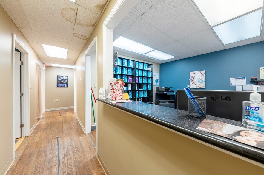 More Photos Of 1016 Maple Dr, Morgantown Loft Creative Space For Lease