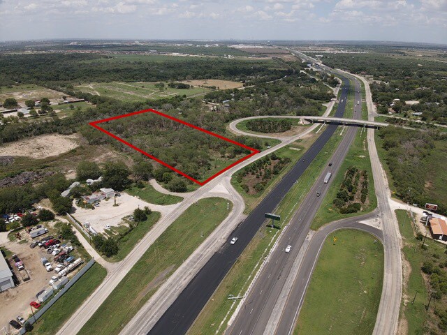 More Photos Of 13901 Interstate 35 S, Von Ormy Land For Sale