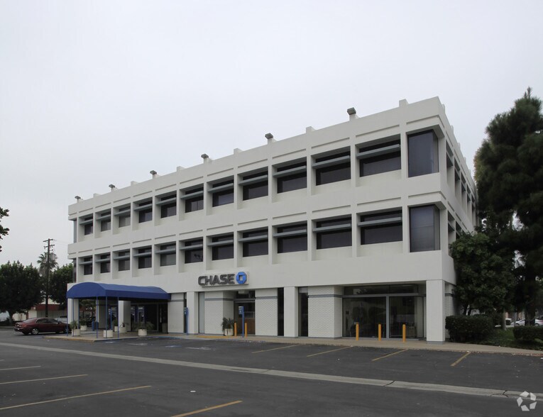 Primary Photo Of 910 S Brookhurst St, Anaheim Office For Lease